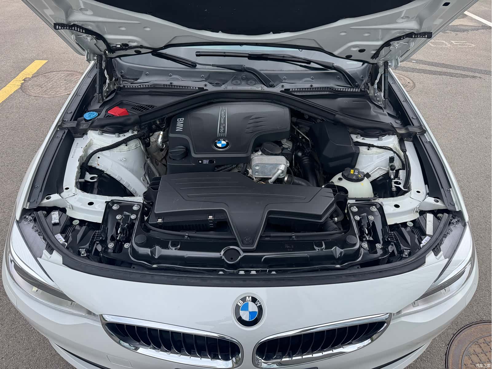 BMW 3 Series, 2016 все фото