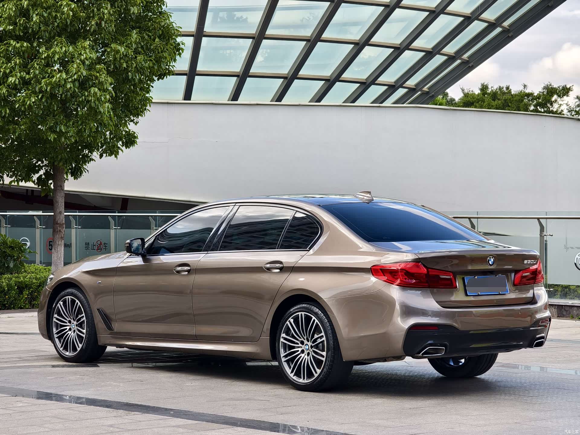 BMW 5 Series, 2018 7