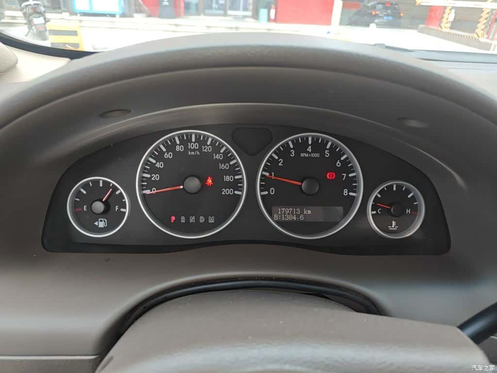 Buick GL8, 2014 12