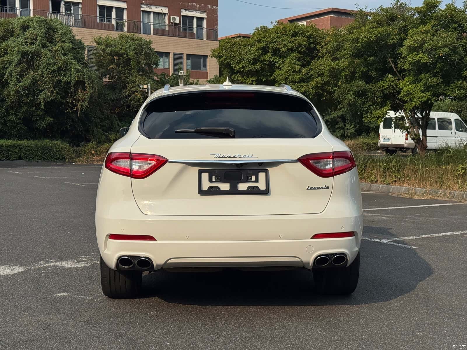 Maserati Levante, 2018 9