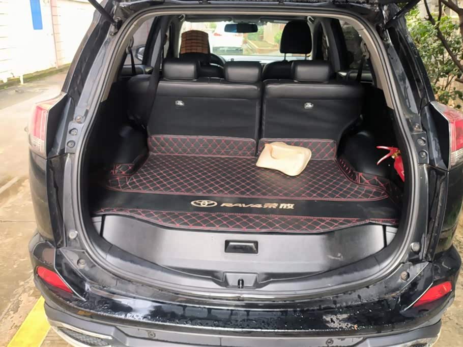 Toyota RAV4 Rongfang