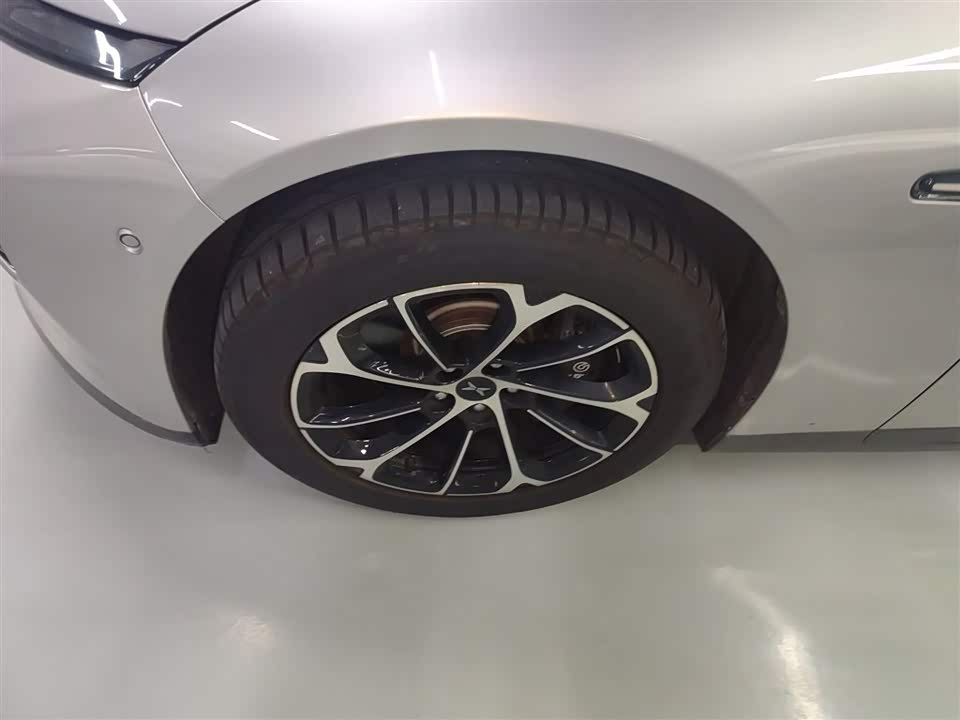 XPENG P7 XPENG P7