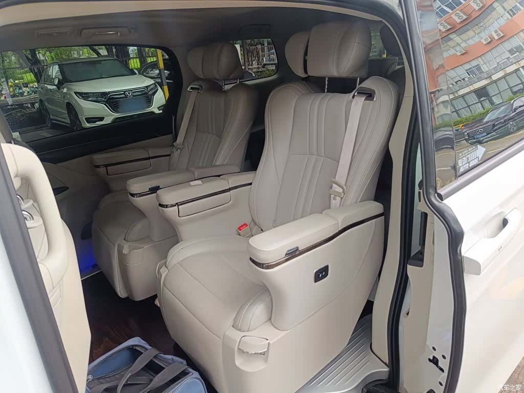 Buick GL8, 2021 18