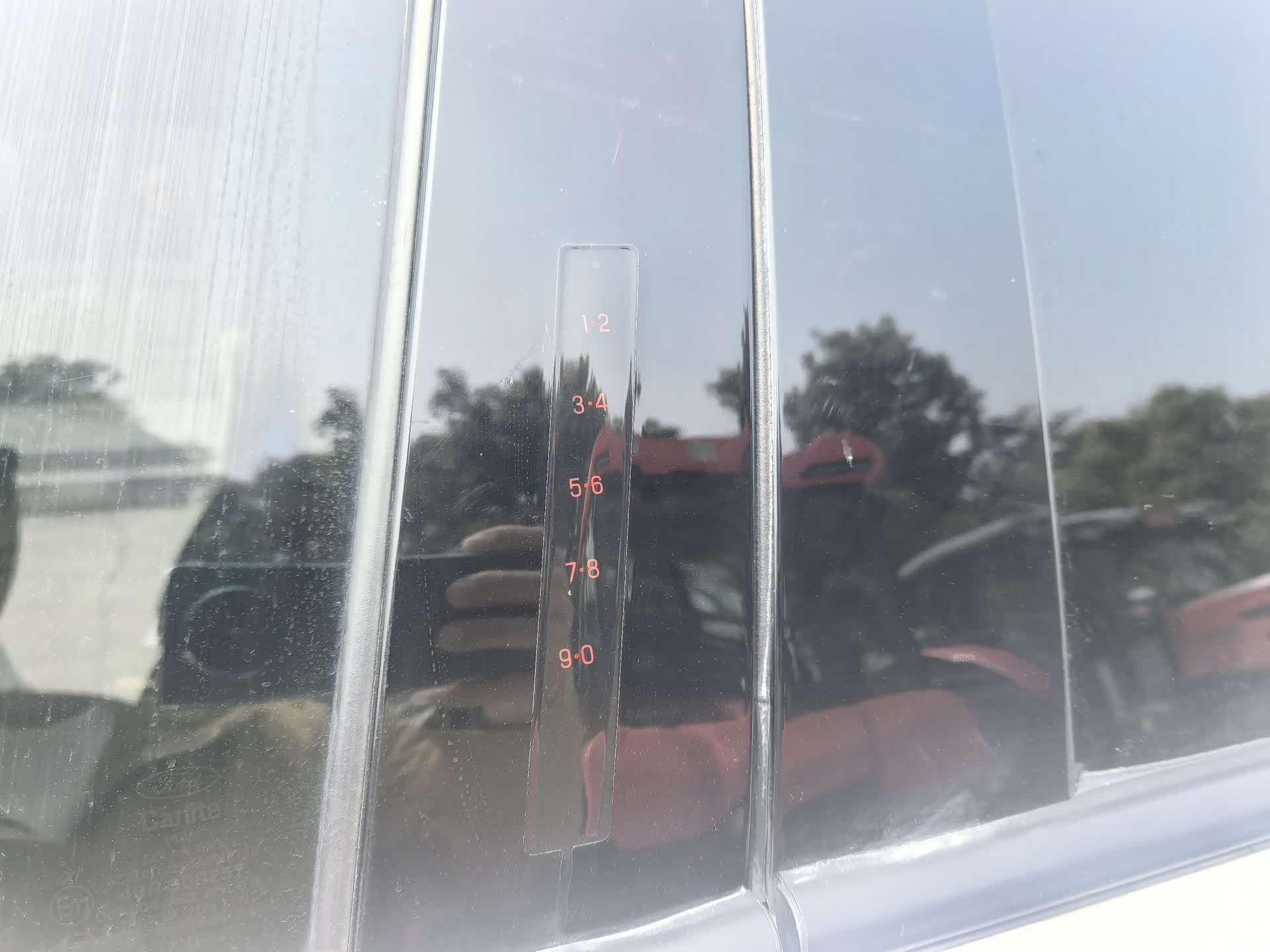Ford Explorer, 2019 11