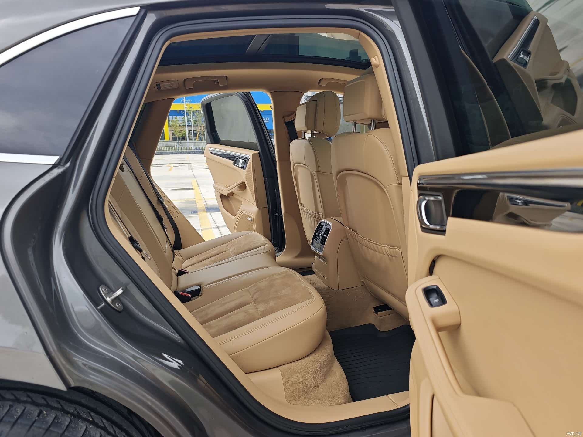 Porsche Macan, 2016 17