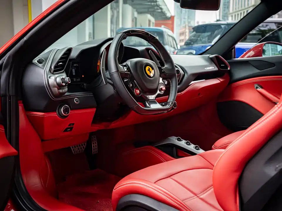 Ferrari 488