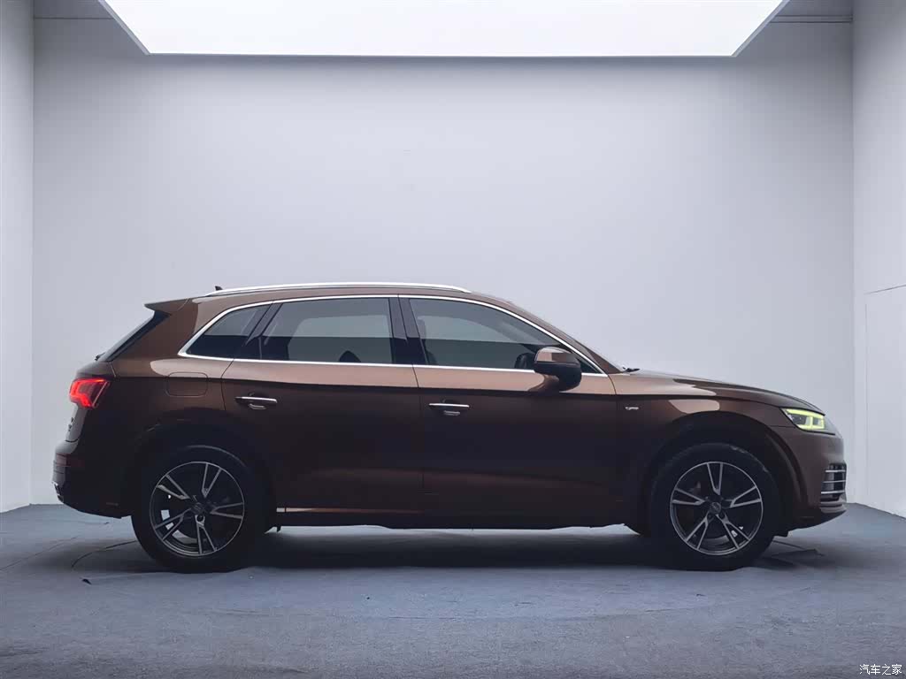 Audi Q5L, 2019 7