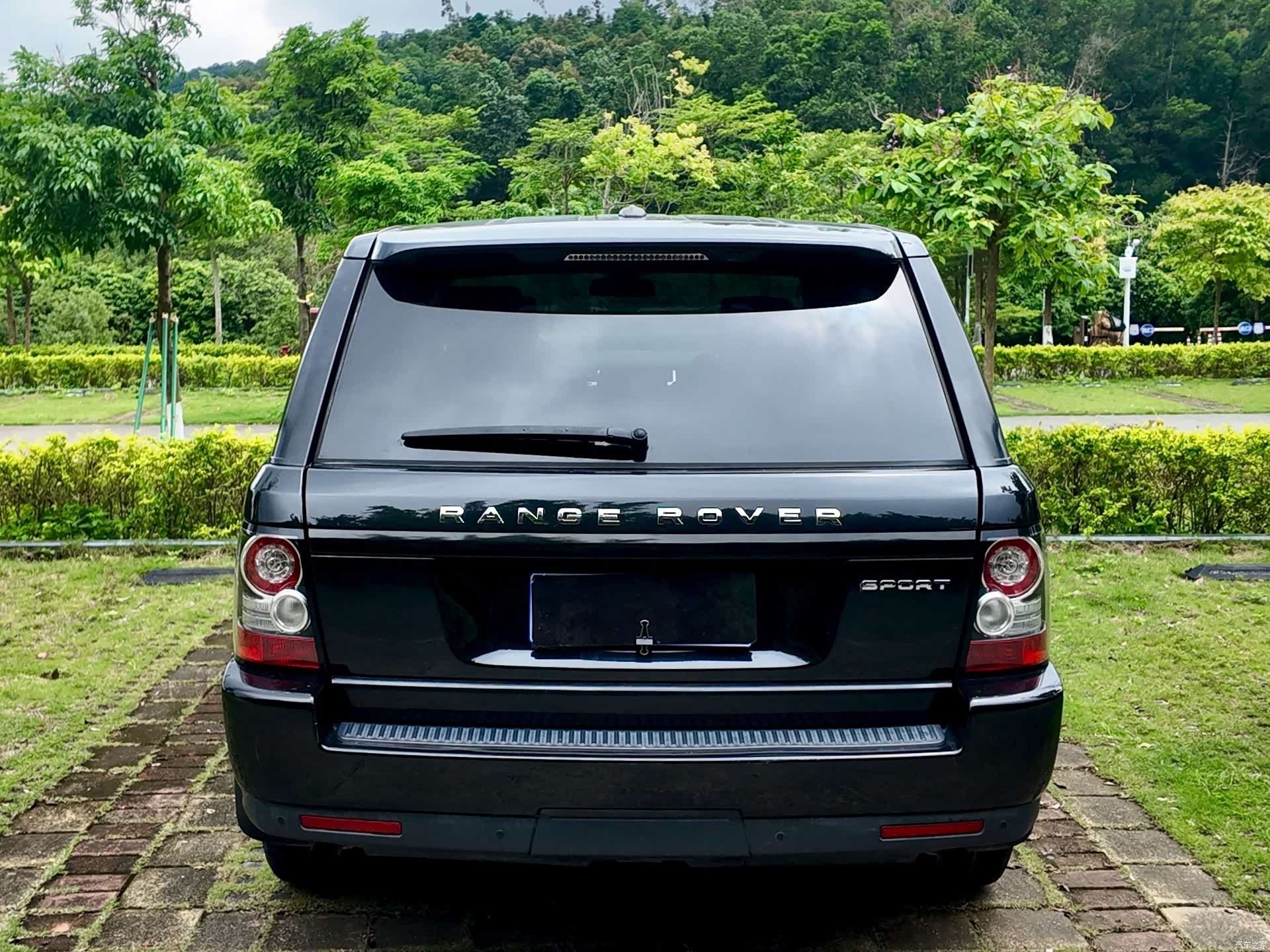 Land Rover Range Rover, 2011 32