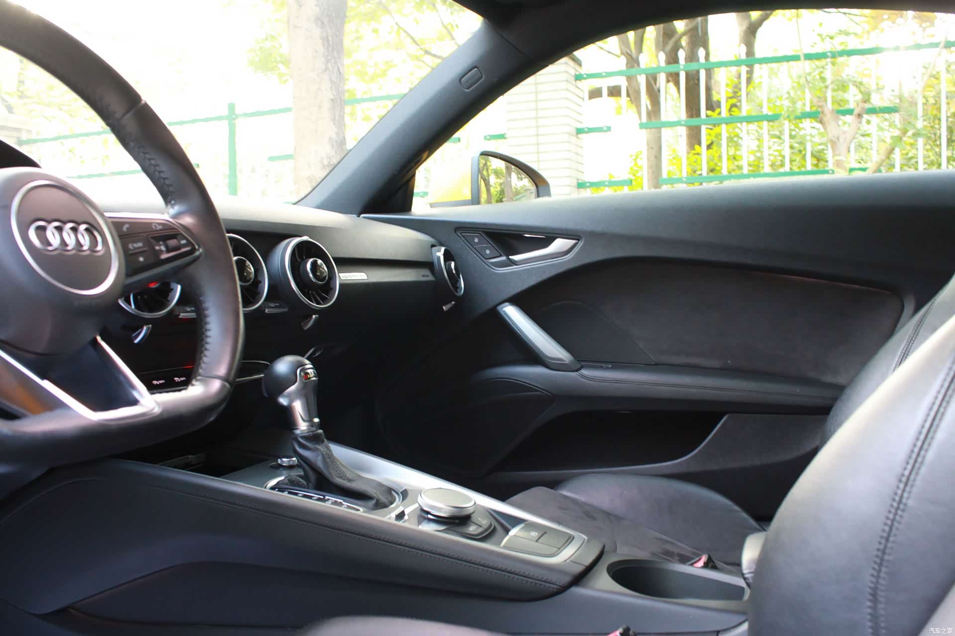 Audi TT, 2015 11