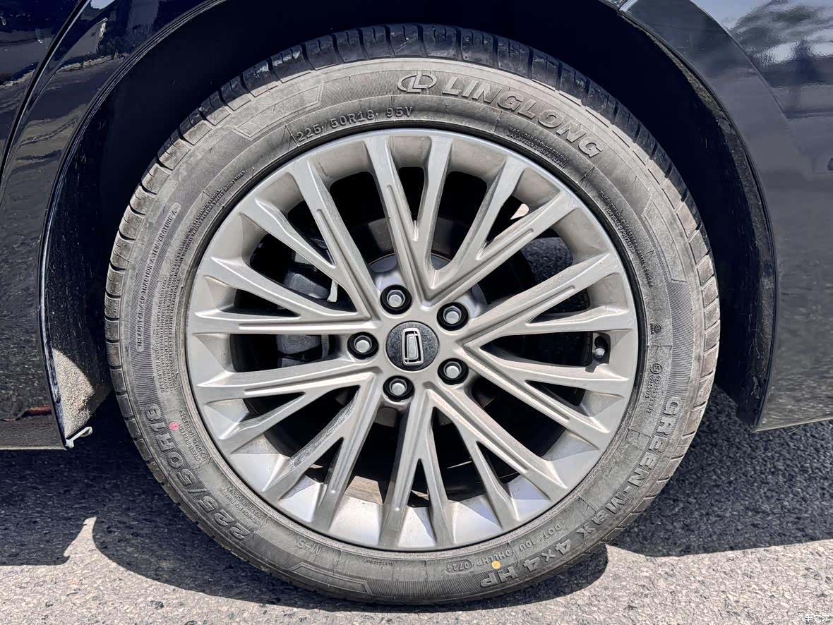Bestune B70, 2021 8