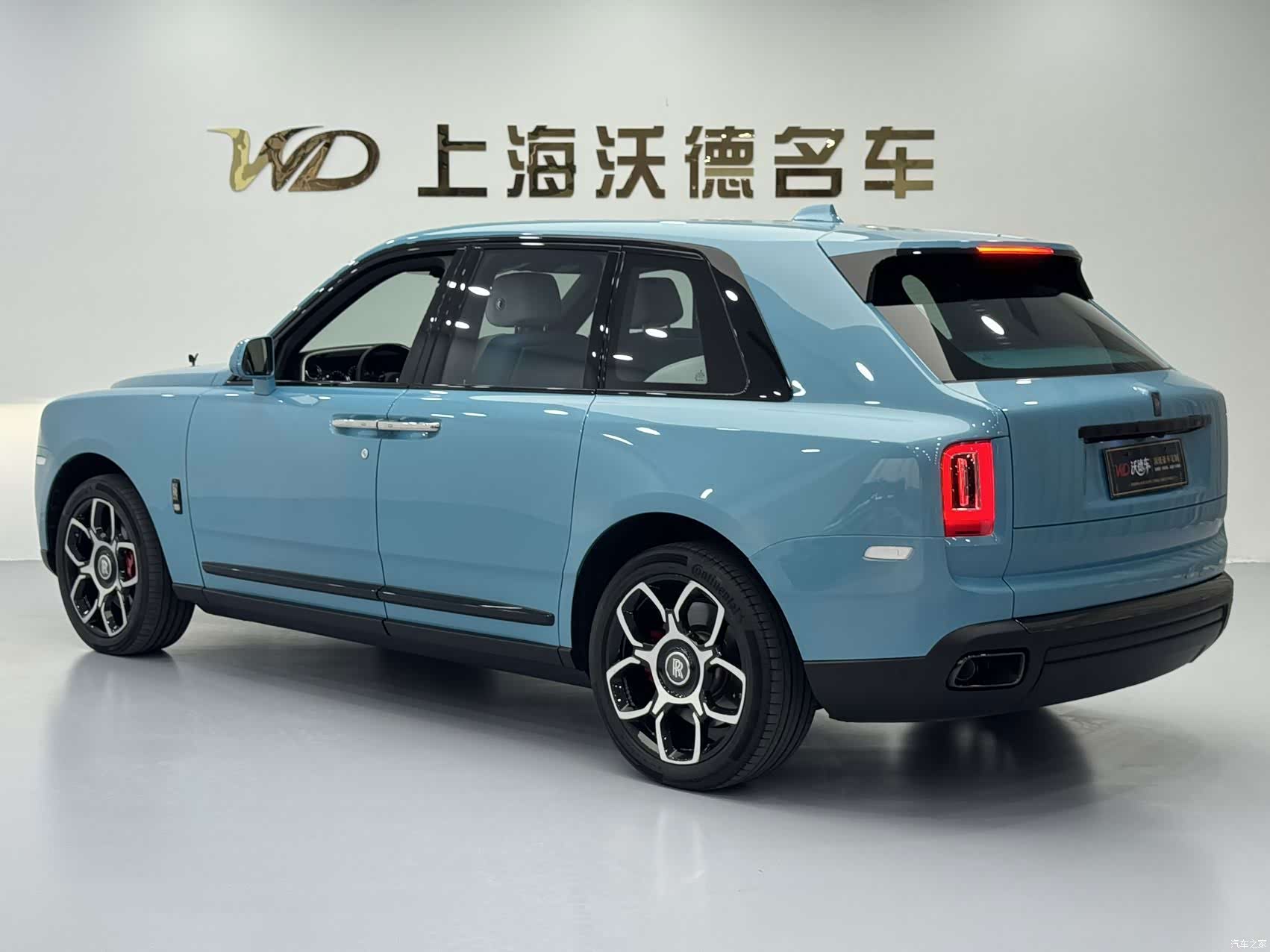 Rolls-Royce Cullinan, 2022 4