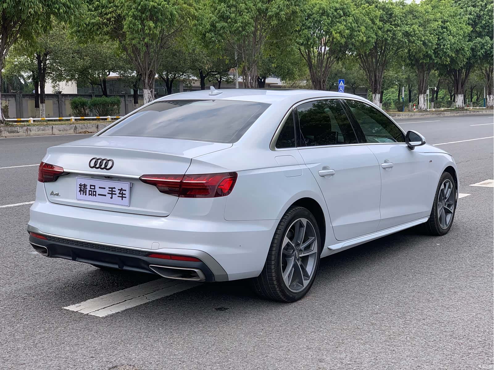 Audi A4L, 2020 4