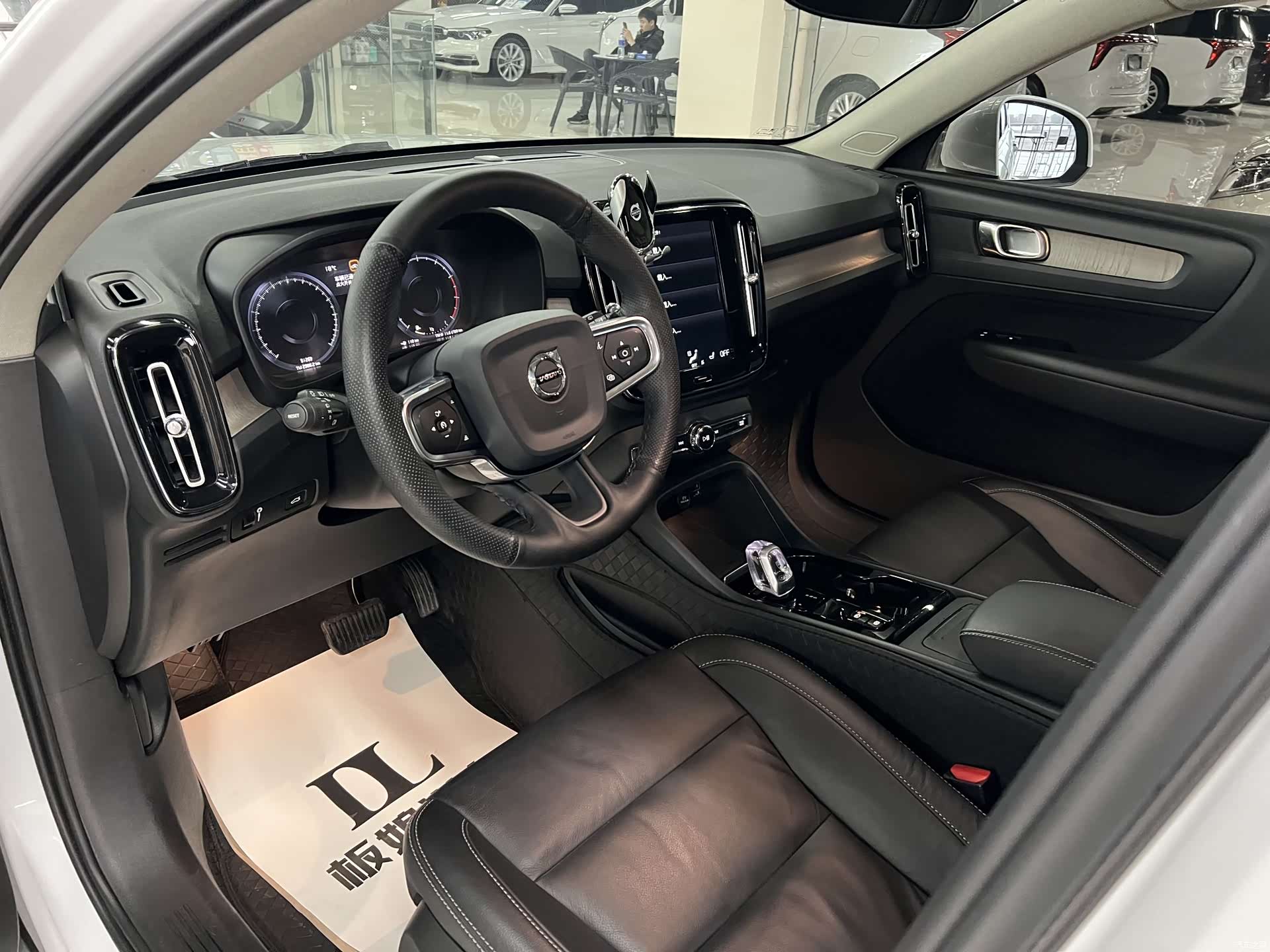 Volvo XC40, 2020 14