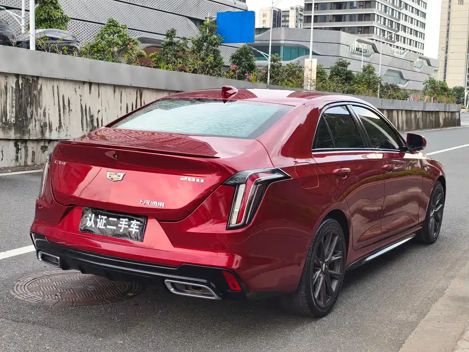 Cadillac CT4