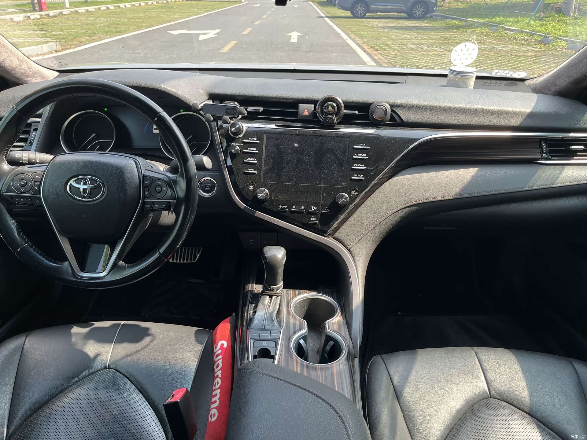 Toyota Camry, 2018 19