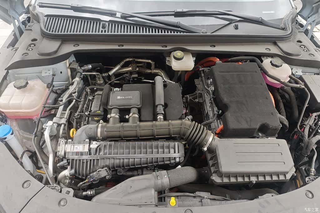 BYD Qin, 2025 10