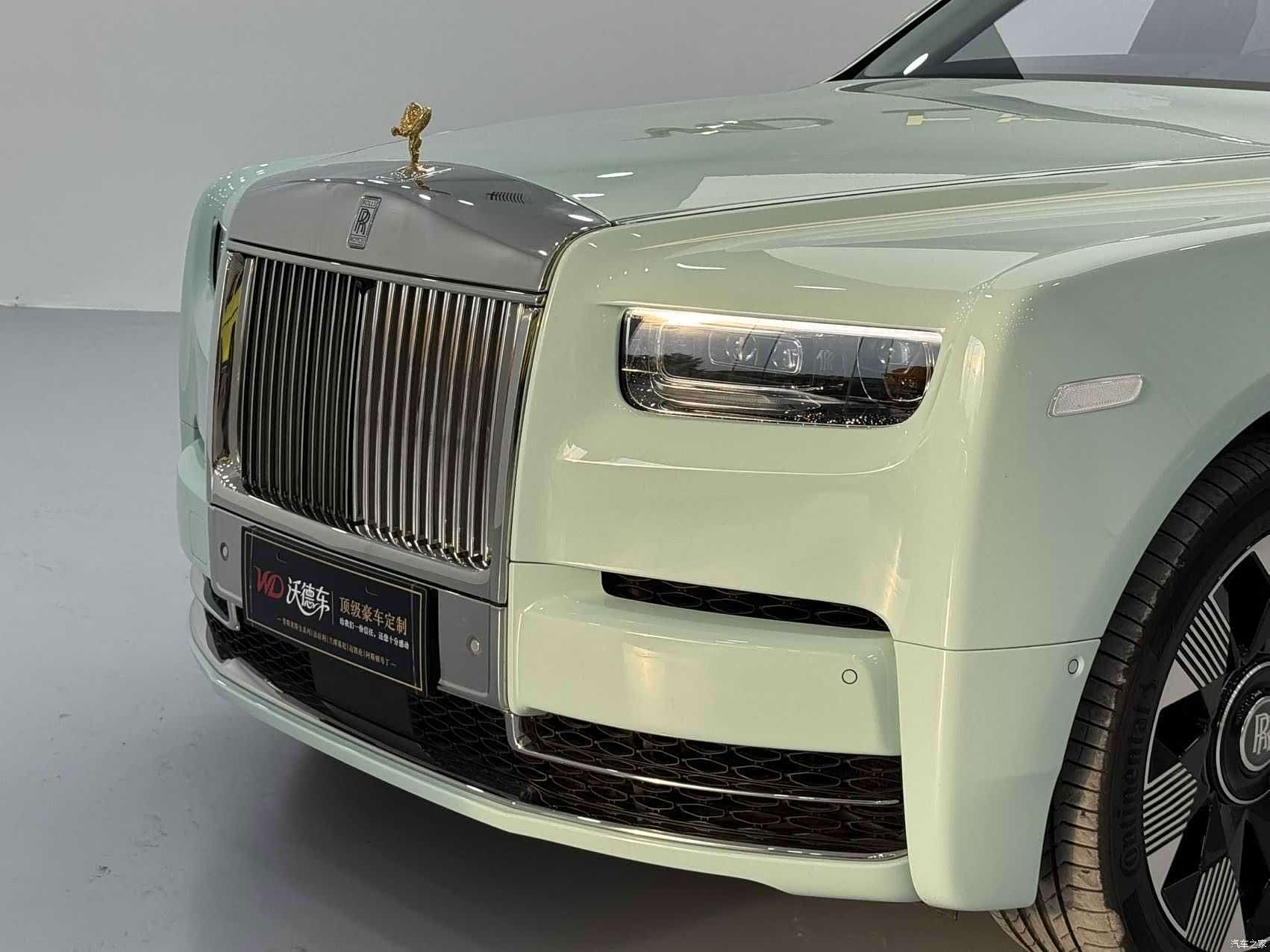 Rolls-Royce Phantom, 2024 11