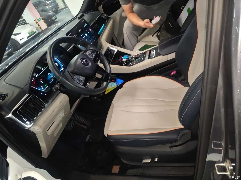 BYD Song, 2022 8