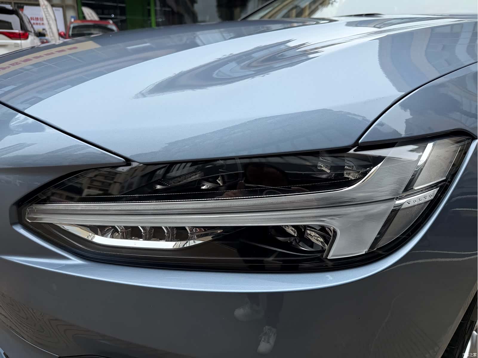 Volvo S90, 2018 32
