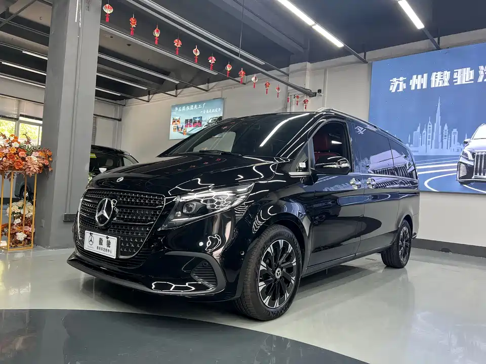 Mercedes-Benz V-class