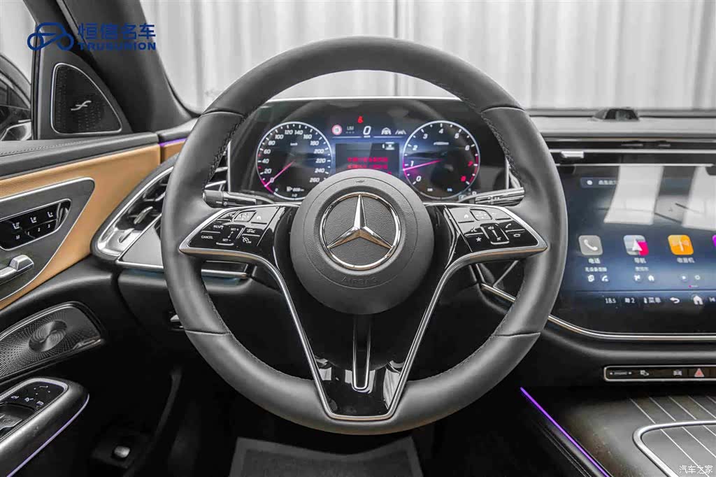 Mercedes-Benz E-Class, 2025 17