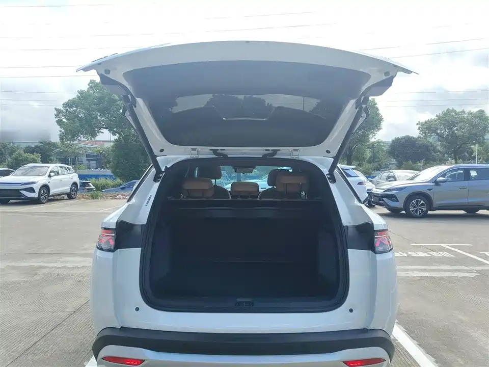 BYD Song L DM-i