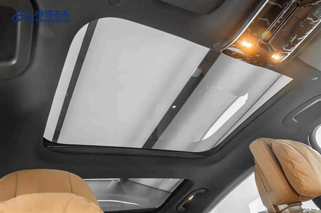 Mercedes-Benz E-Class, 2025 20