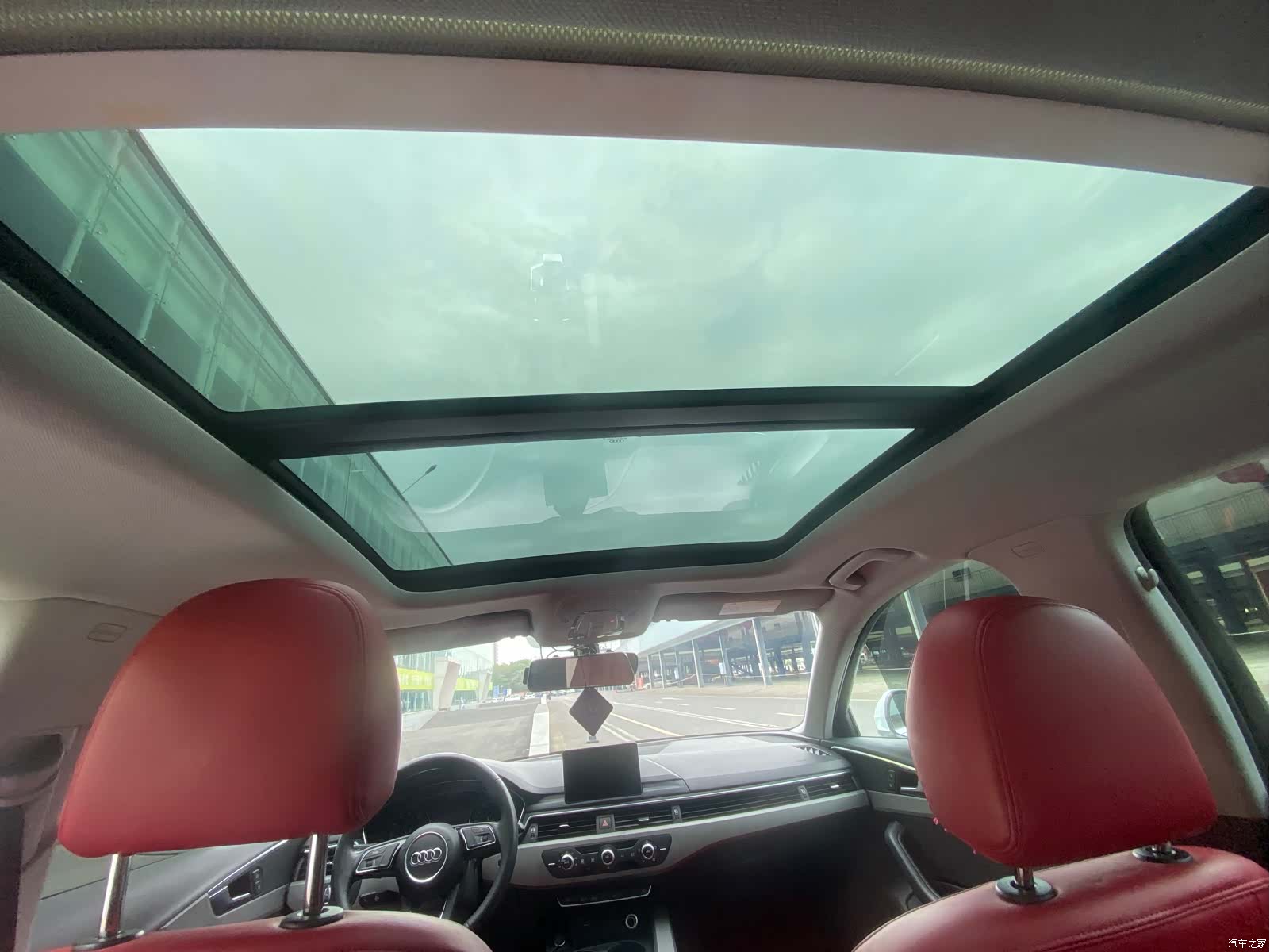 Audi A4L, 2019 12