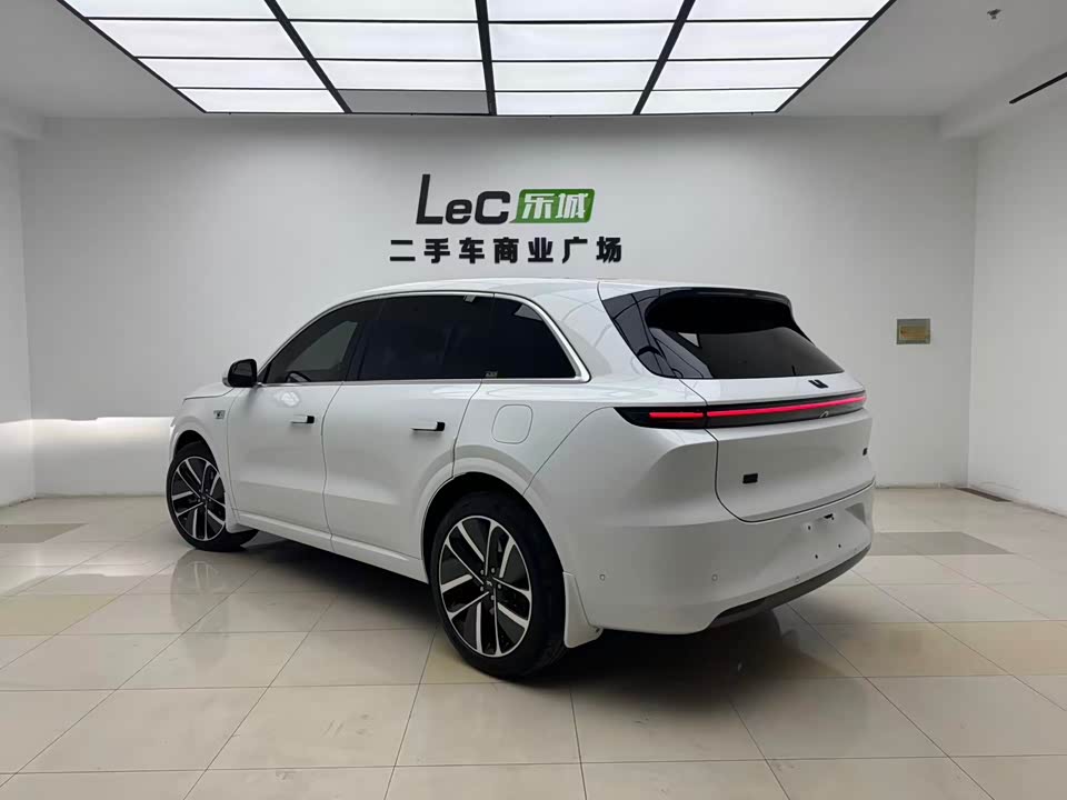 Li Auto Ideal L6