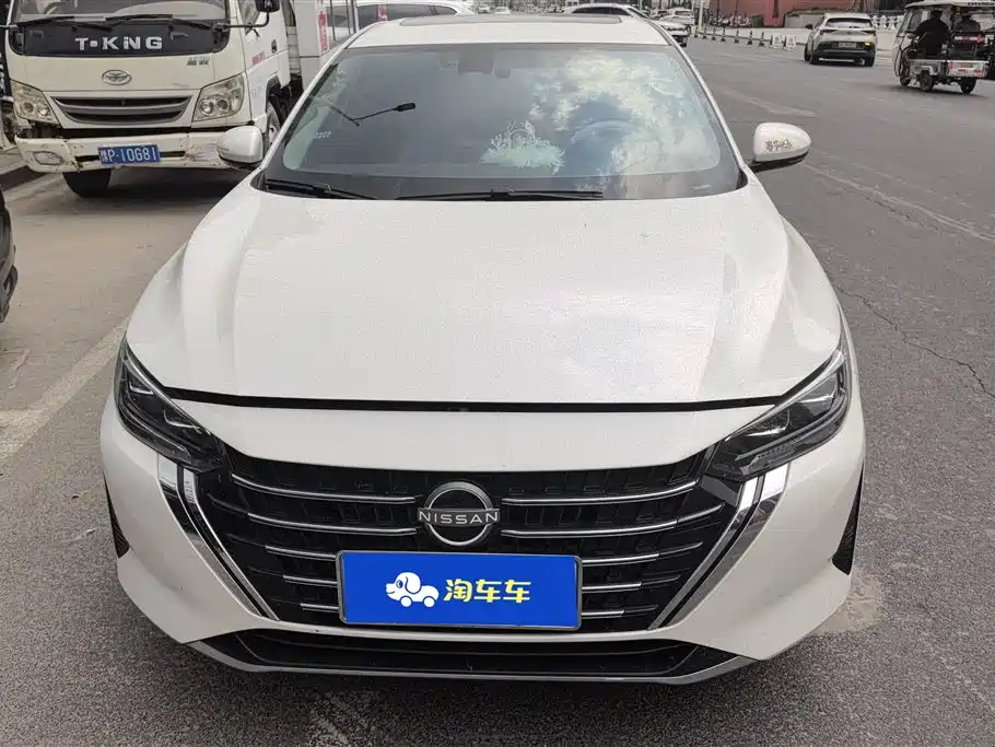 Nissan Xuan Yi