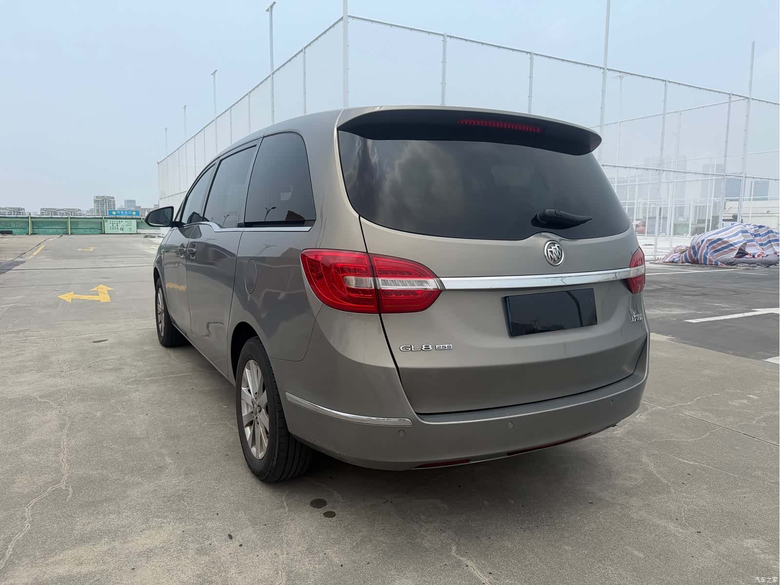Buick GL8, 2018 7