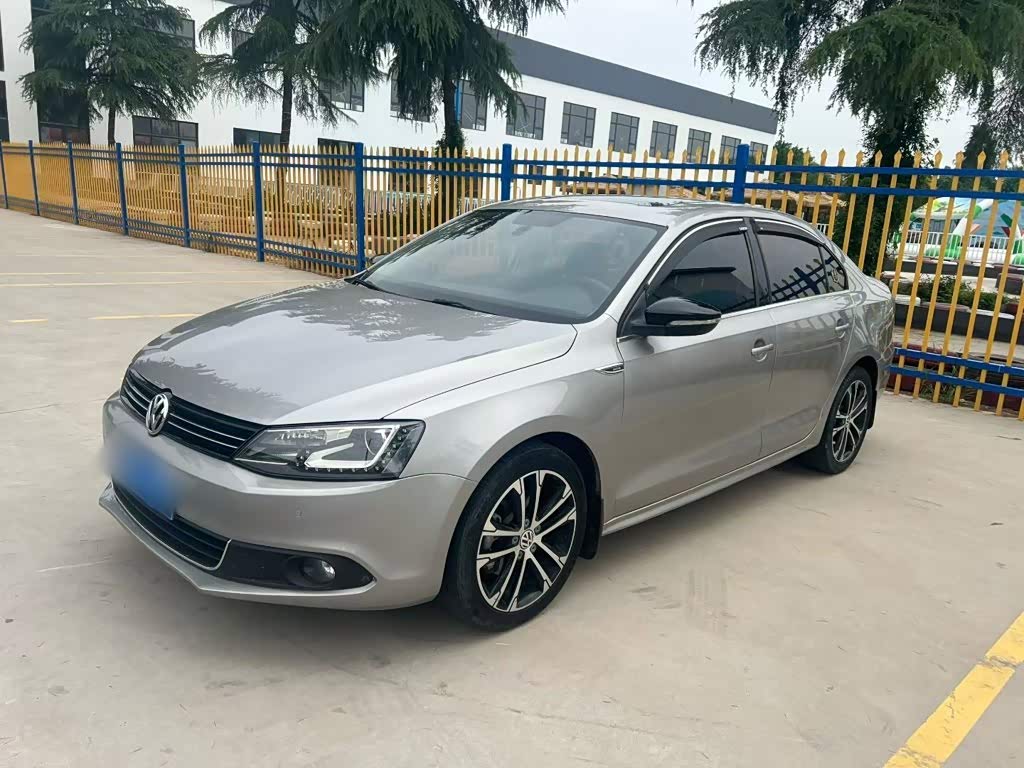 Volkswagen Sagitar
