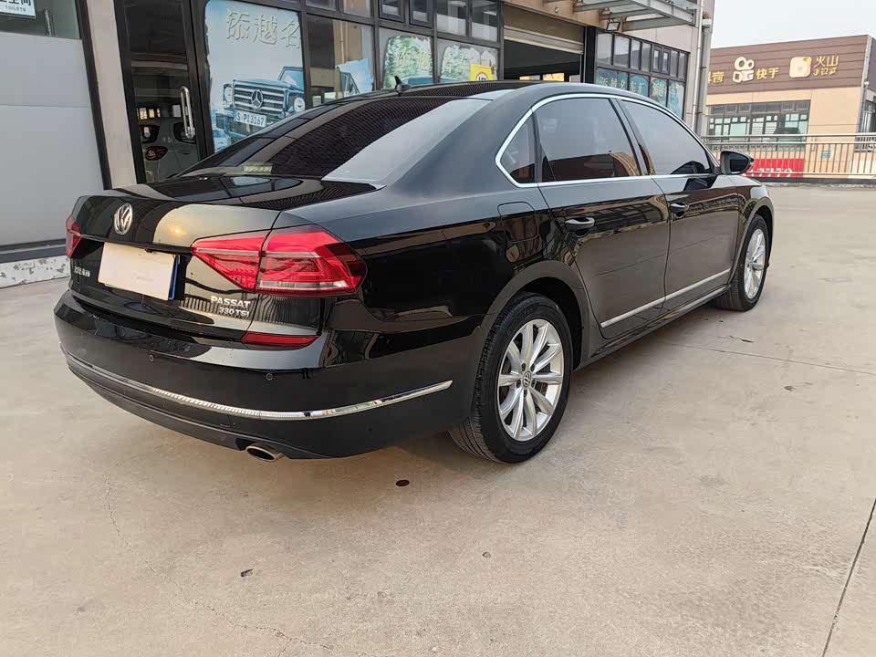 Volkswagen Passat