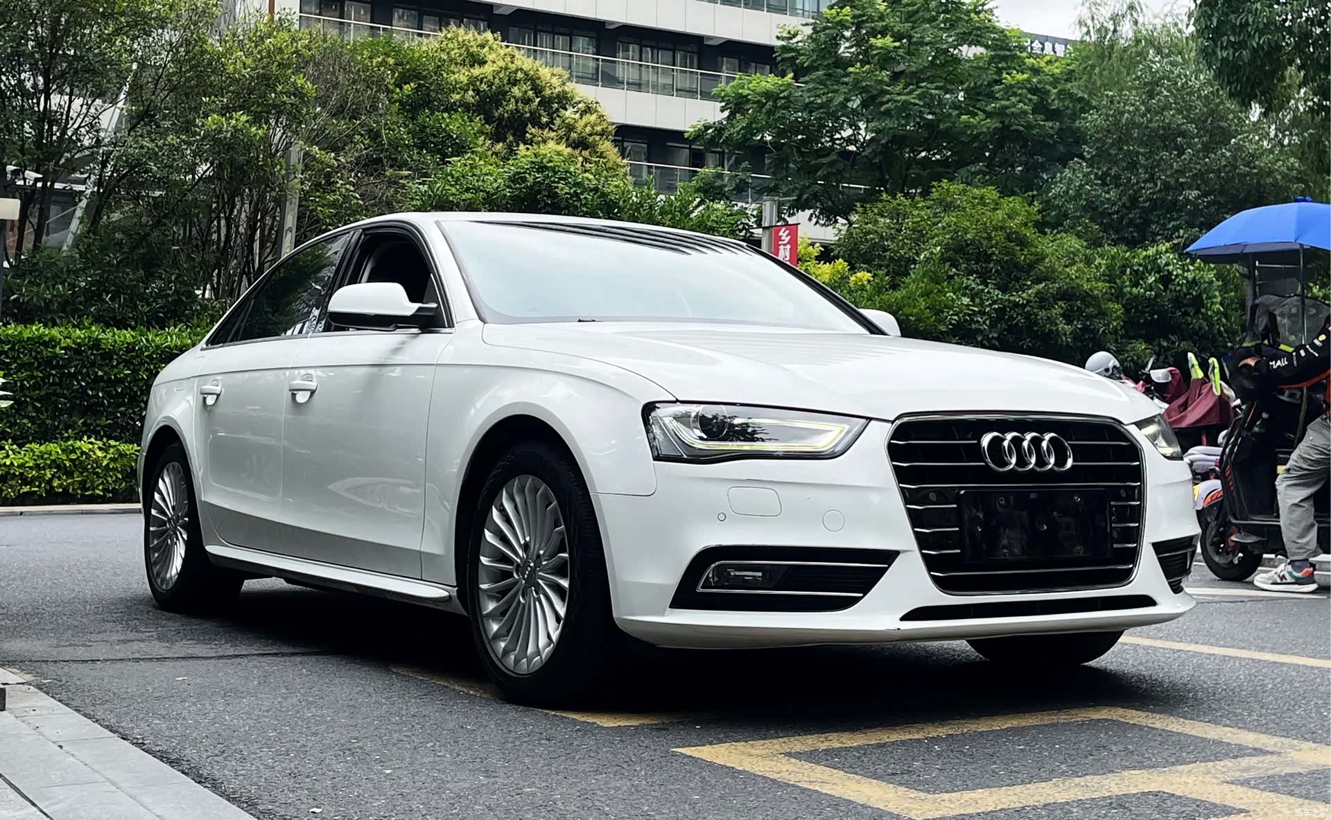 Audi A4L, 2015 4