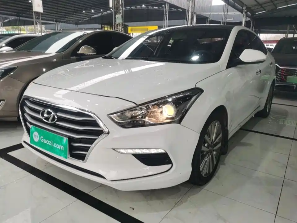 Hyundai Name picture