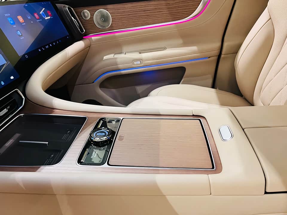 HarmonyOS Ask the world M9