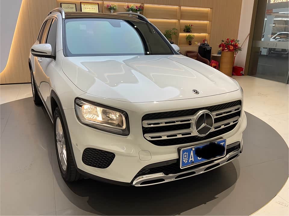 Mercedes-Benz GLB