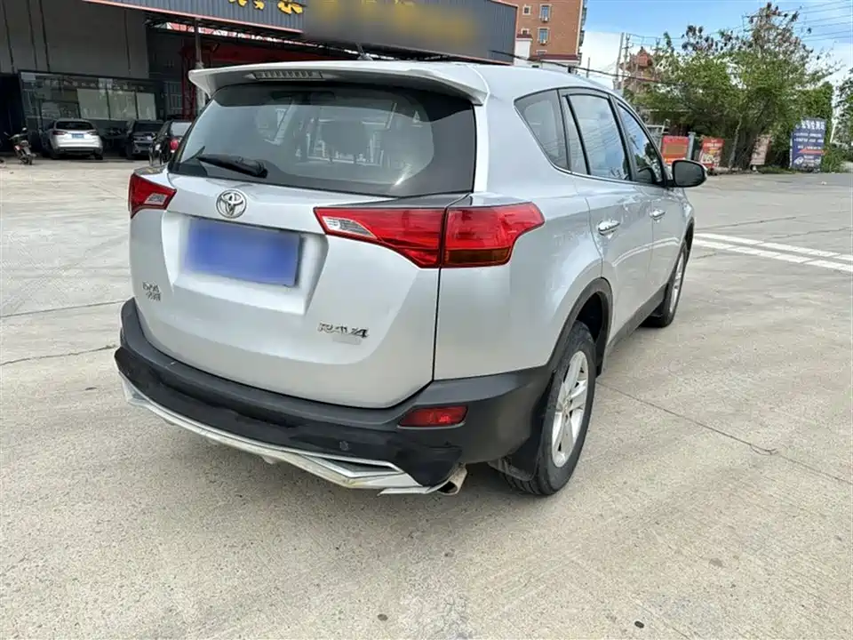 Toyota RAV4 Rongfang