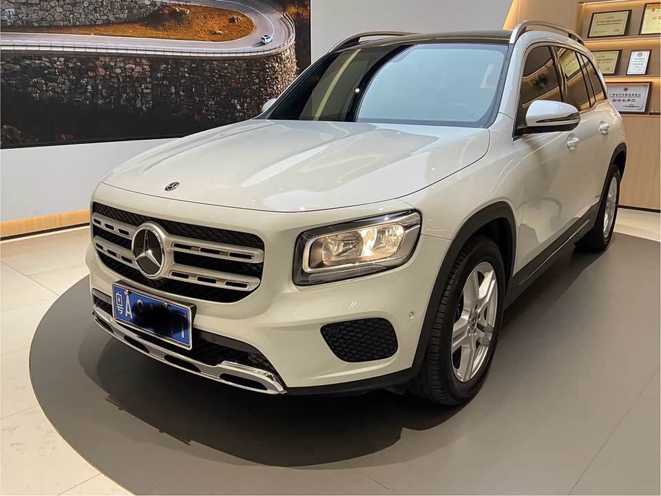 Mercedes-Benz GLB