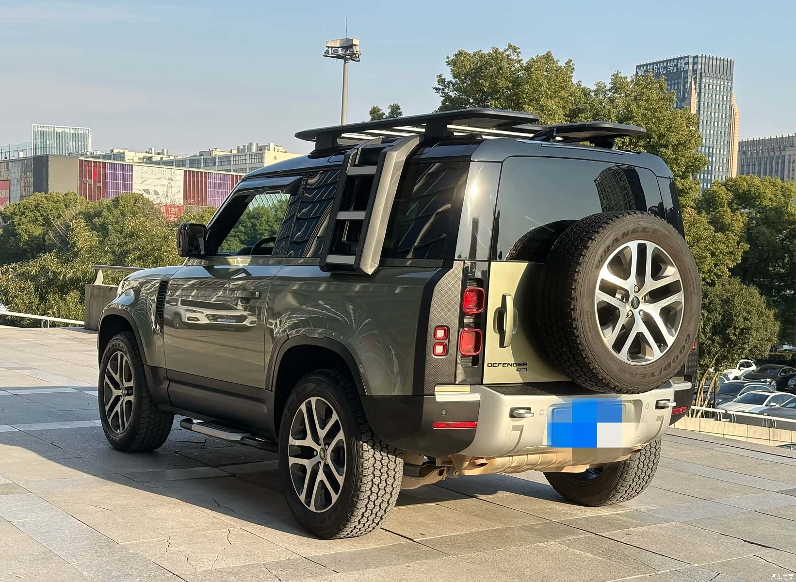 Land Rover Defender, 2022 4