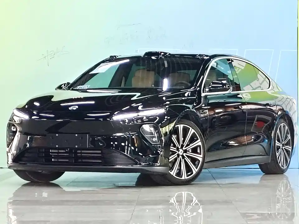 NIO ET7