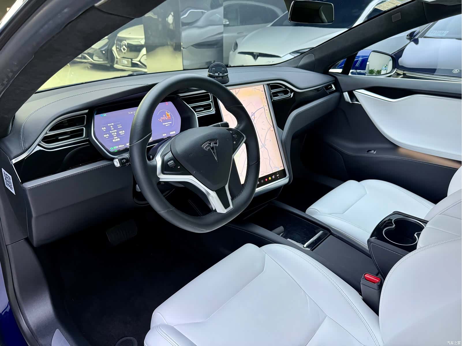 Tesla Model S, 2018 все фото