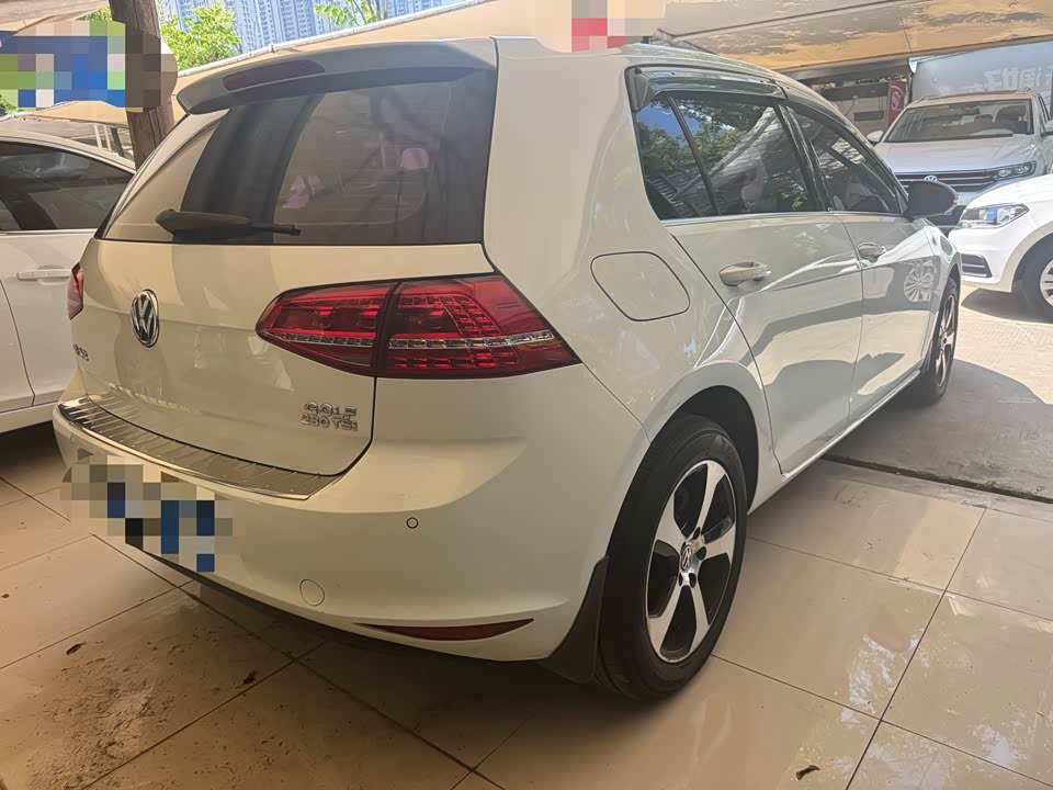 Volkswagen golf