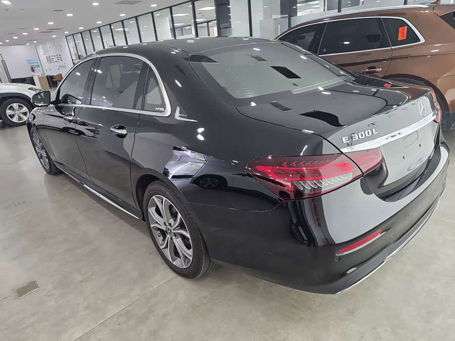 Mercedes-Benz E-Class 2021, фото 7