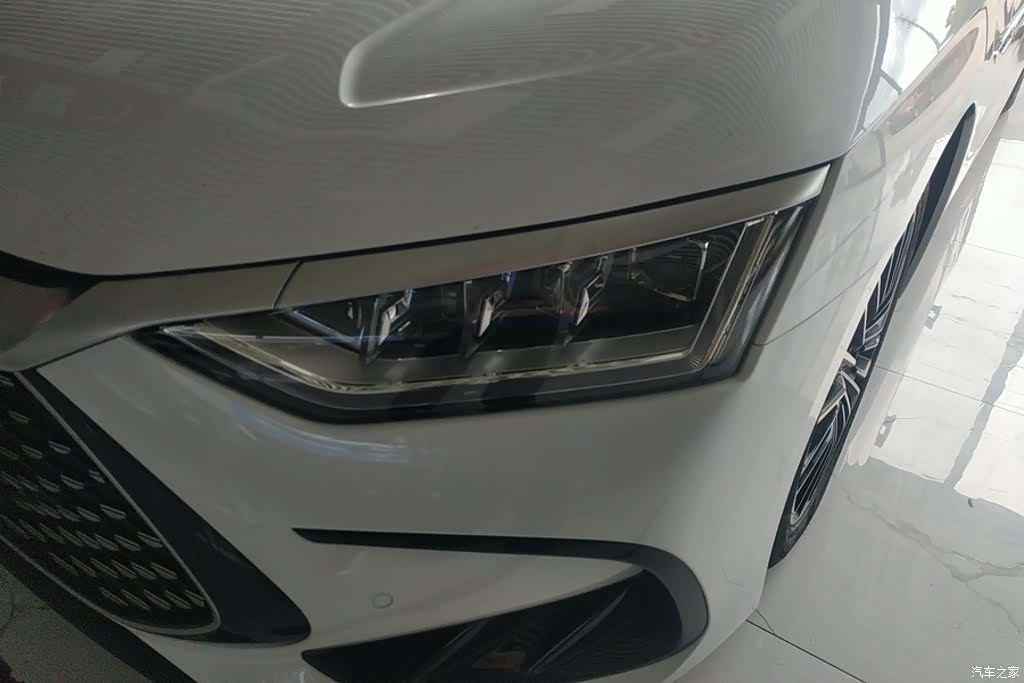 BYD Han, 2022 все фото