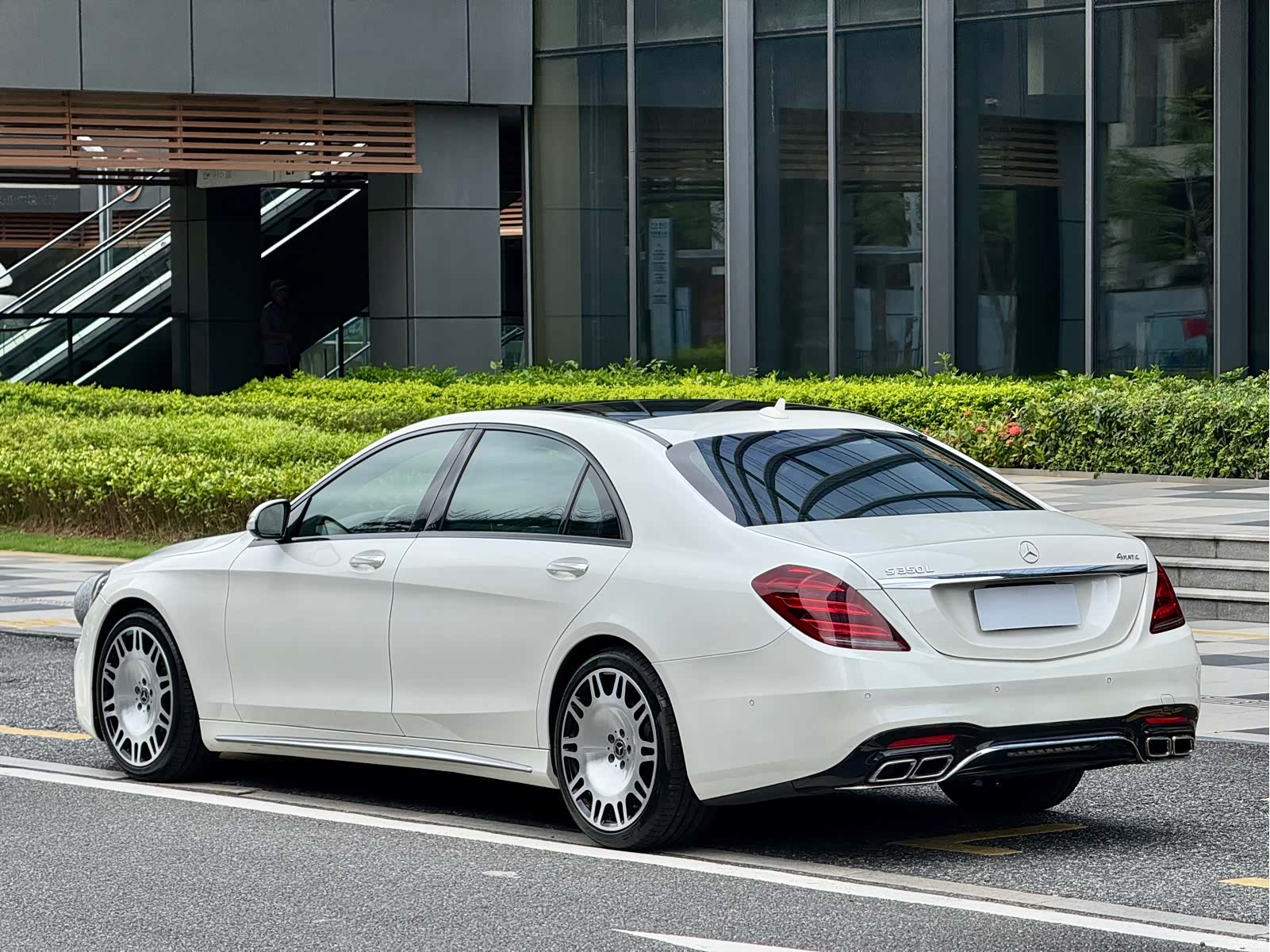 Mercedes-Benz S-Class, 2016 3