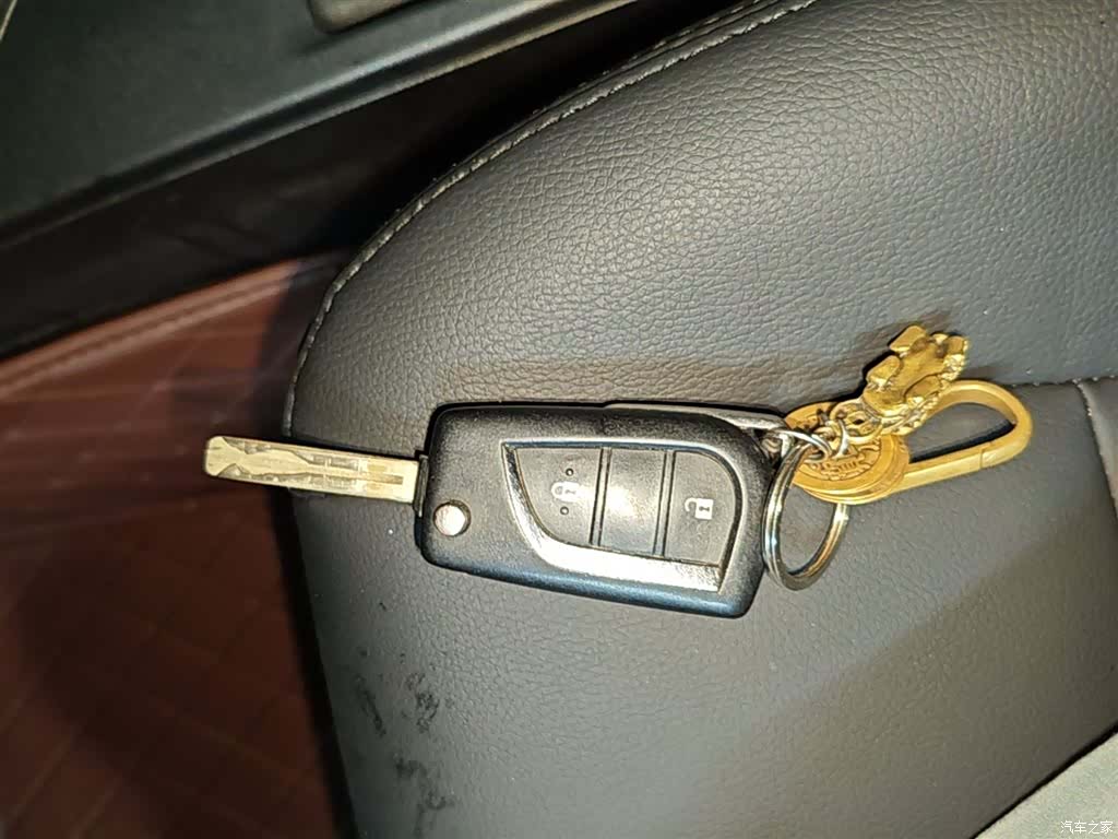 Toyota RAV4, 2016 9