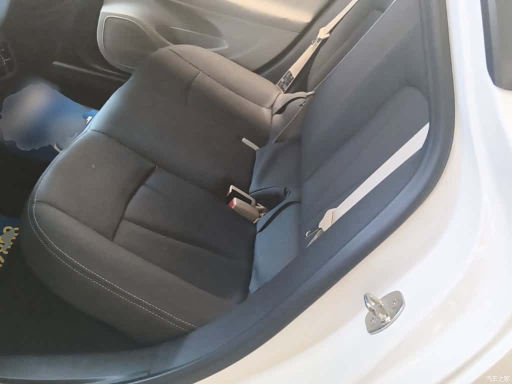 Buick Verano, 2018 17