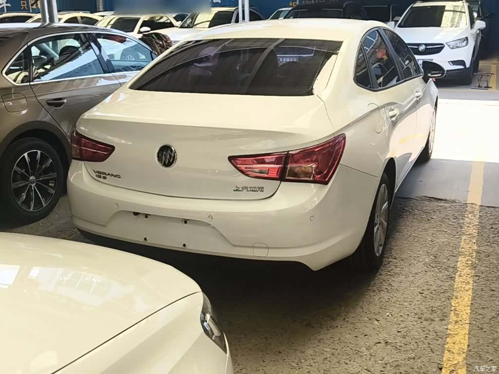 Buick Verano, 2018 7