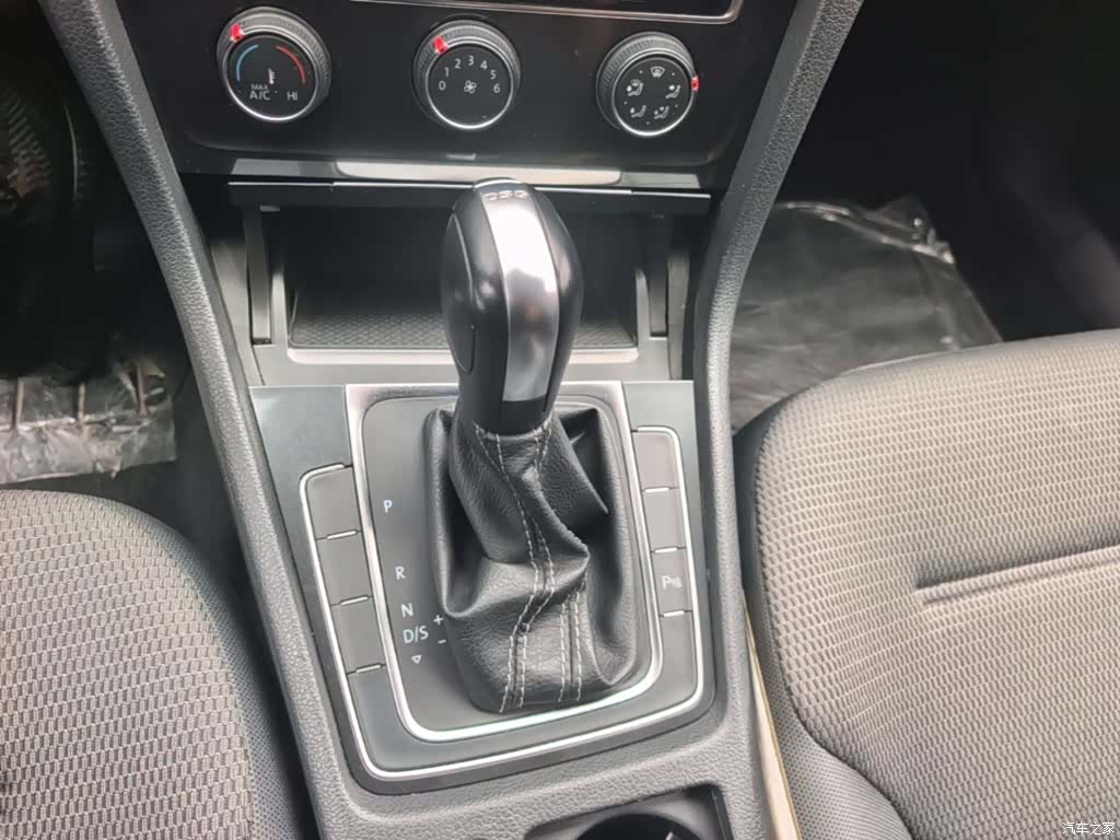 Volkswagen Golf, 2017 14